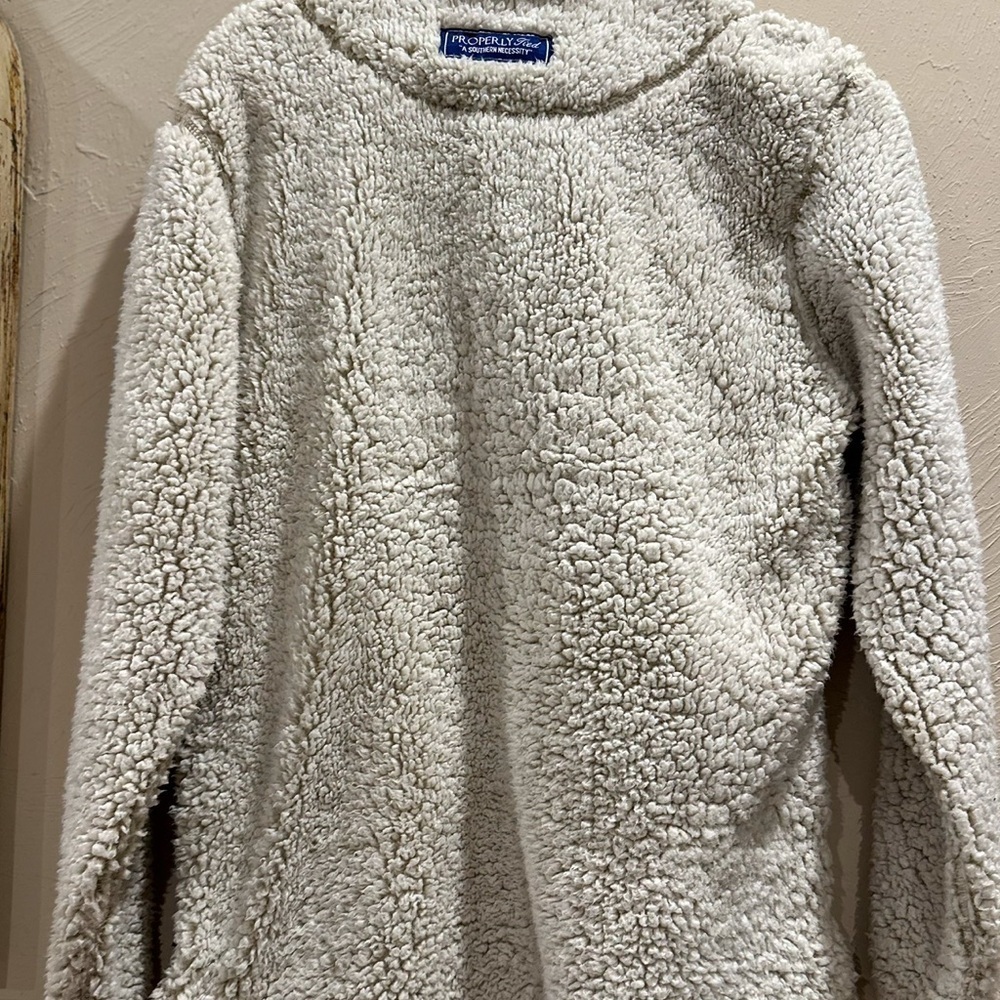 Small Sherpa pullover women’s size small - Picture 4 of 6